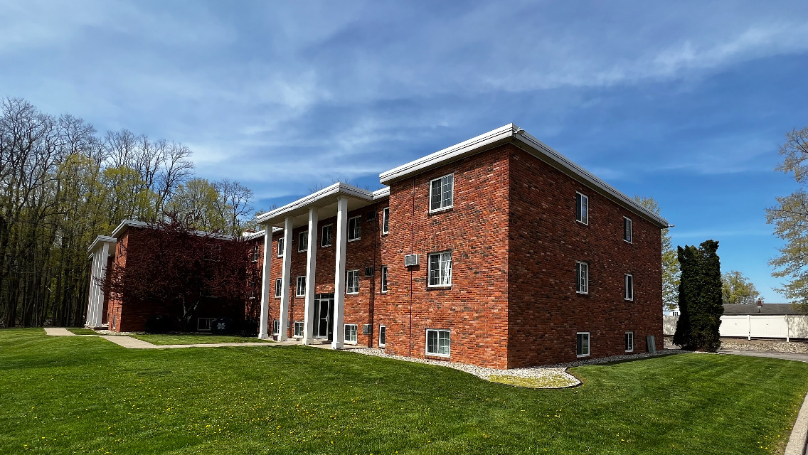 Primary Photo - Homestead Apartments