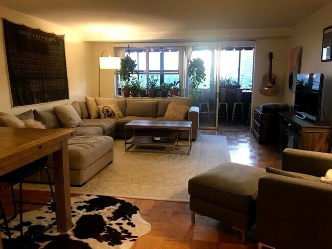 Foto del edificio - 9 Hawthorne Pl