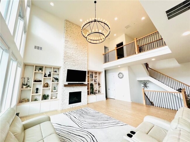 Foto del edificio - 6570 Pond Vw Dr