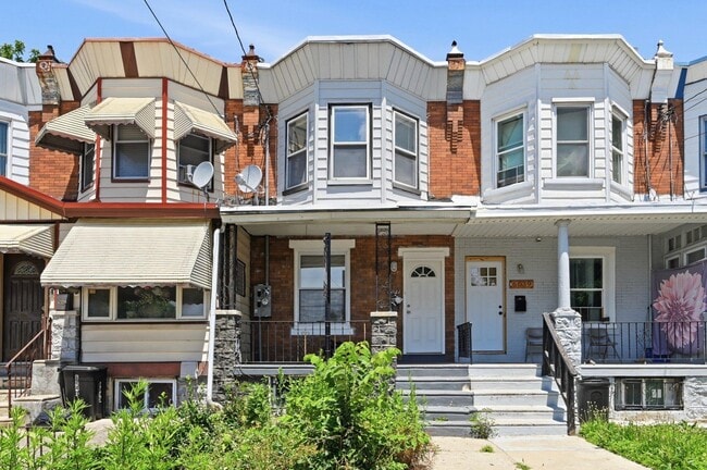 Foto del edificio - 6041 Hazel Ave