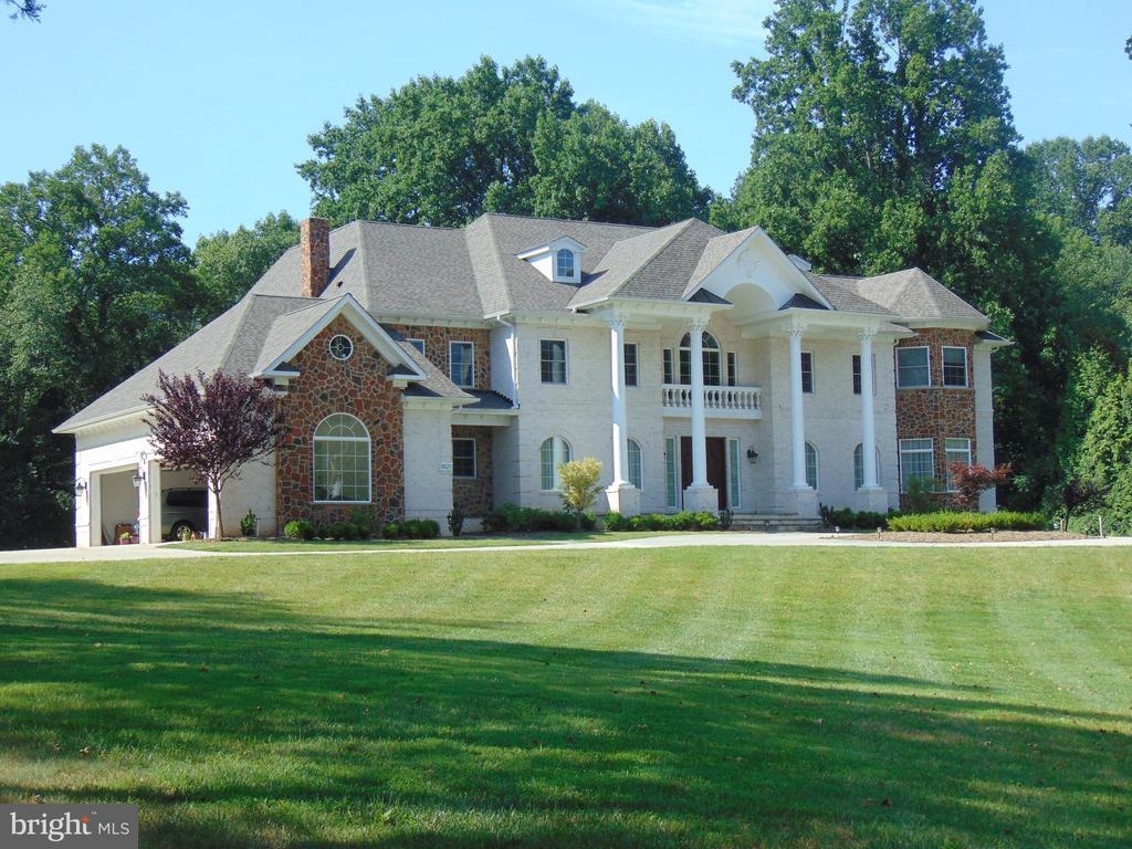 Foto principal - 1027 Towlston Rd