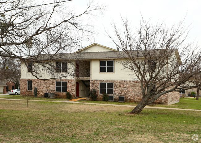 Building Photo - Luety Ave Apartments