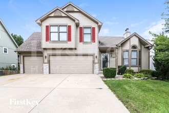 Building Photo - 9824 N Highland Terrace