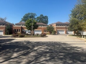 Building Photo - 152 Finstad Dr