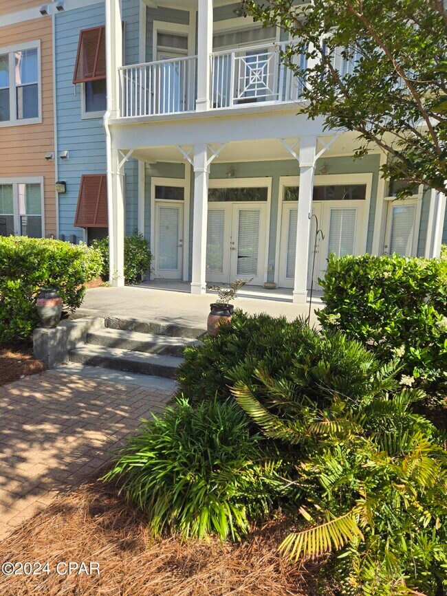 Foto del edificio - 8700 Front Beach Rd