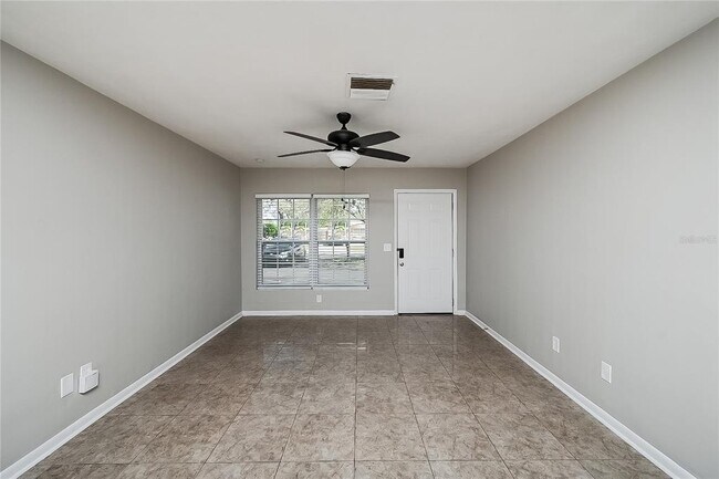 Foto del edificio - 518 N Duncan Ave