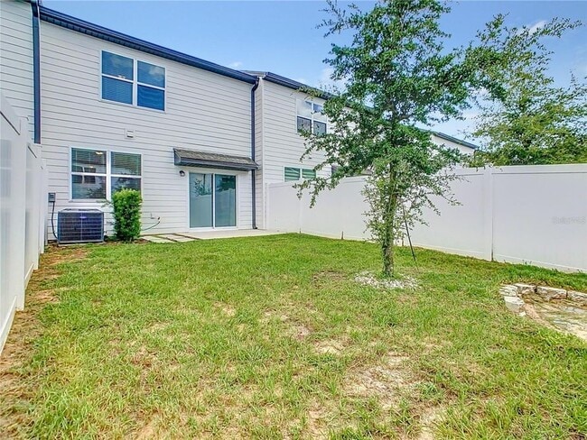 BACKYARD - 888 Grandin St