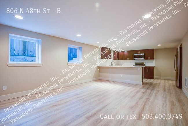 Foto del edificio - 806 N 48th St