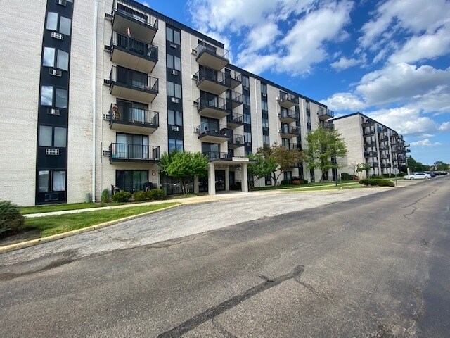 Foto del edificio - 9098 W Terrace Dr