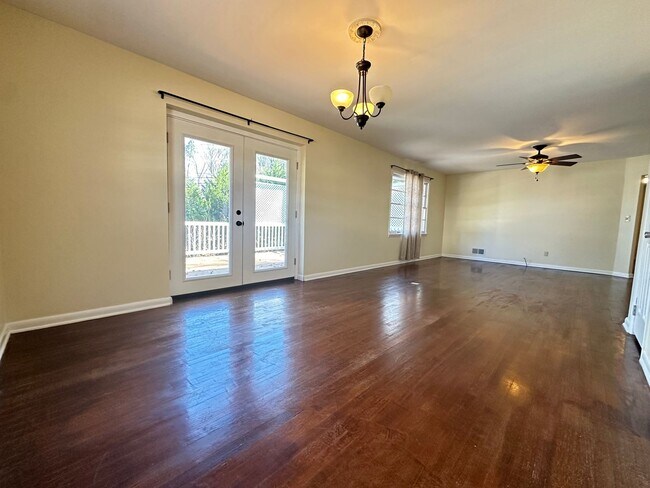 Building Photo - Home for rent in Trussville