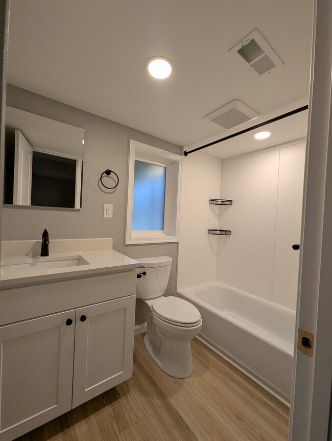 Foto del edificio - 11951 Marmary Rd