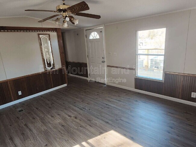 Foto del edificio - 16 Sarah Hill