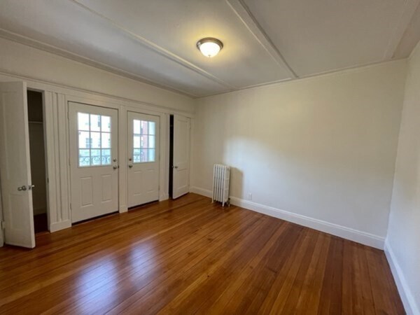 Foto del edificio - 48 Englewood Ave