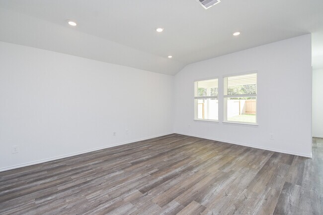 Foto del edificio - 24555 Eternal Pne Ln