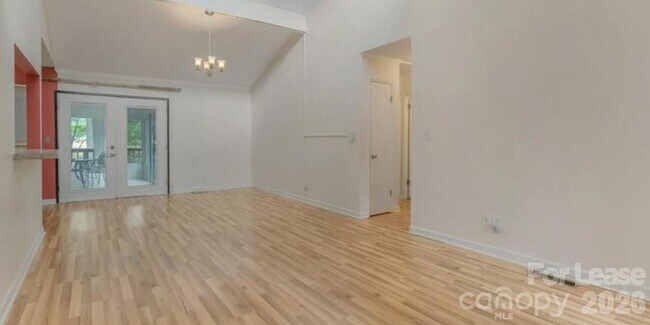 Foto del edificio - 7312 Barcliff Dr
