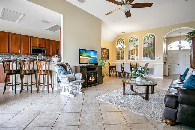 Foto del edificio - 442 Home Grove Dr