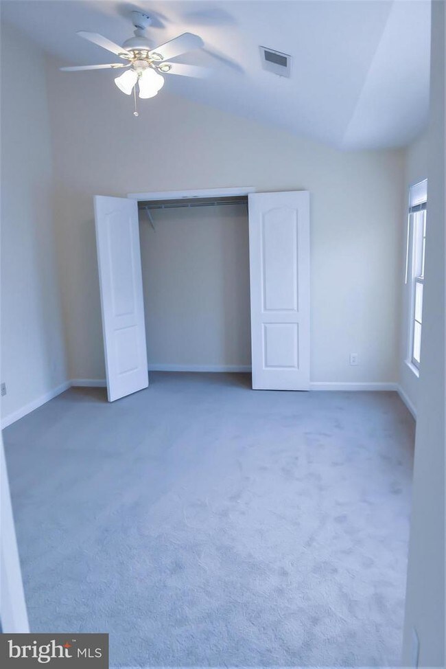Foto del edificio - 12837 Dogwood Hills Ln