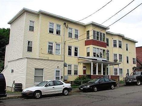 95 99 Maine Ave Rumford Me 04276 Apartments Rumford Me Apartments Com