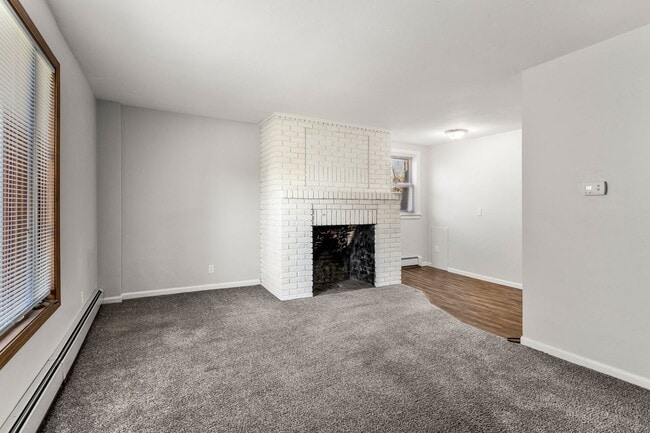 Building Photo - 515 N. 5th Street