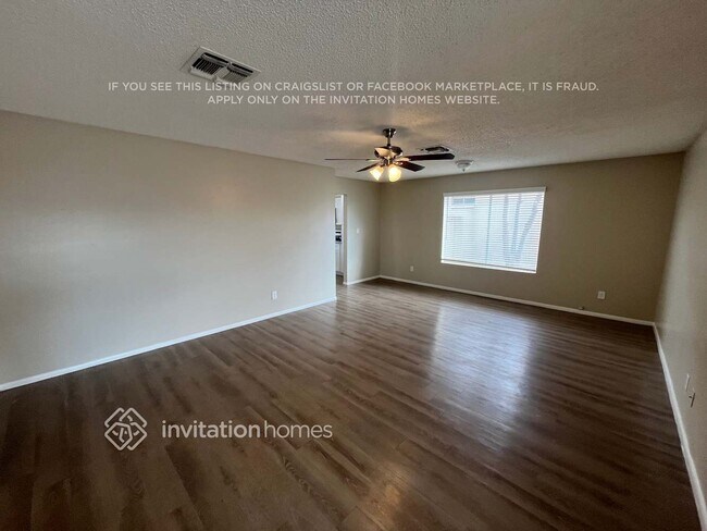 Foto del edificio - 5638 W Comet Ave