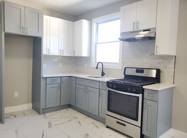 Foto del edificio - 494 S 18th St