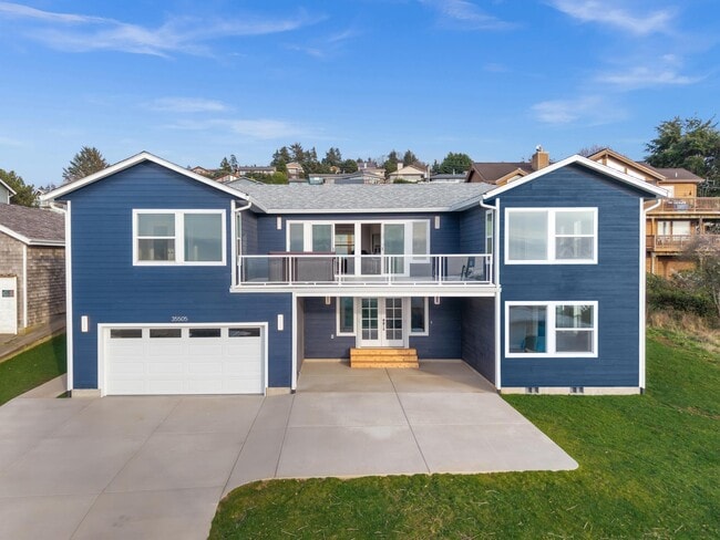 Building Photo - 35505 Upper Loop Rd
