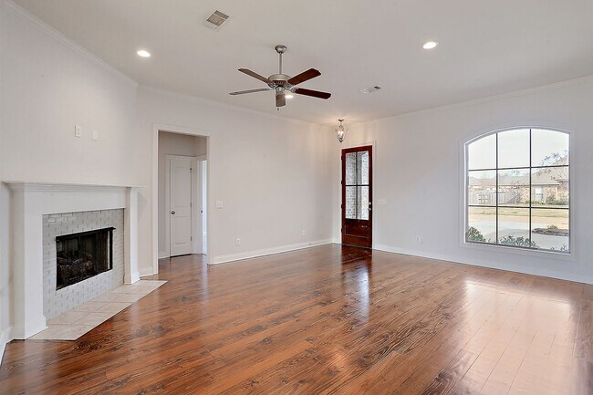 Foto del edificio - 3 Bed/2 Bath in Fall's Crossing- Gluckstadt!