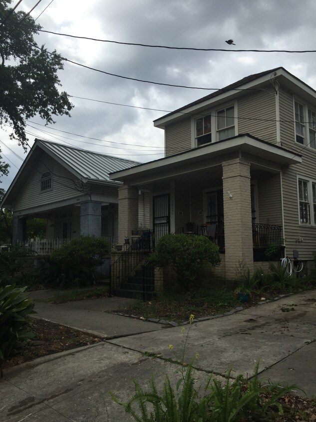 Primary Photo - 5004 Bienville St