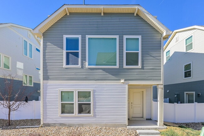 Building Photo - 4713 N Tower Dr