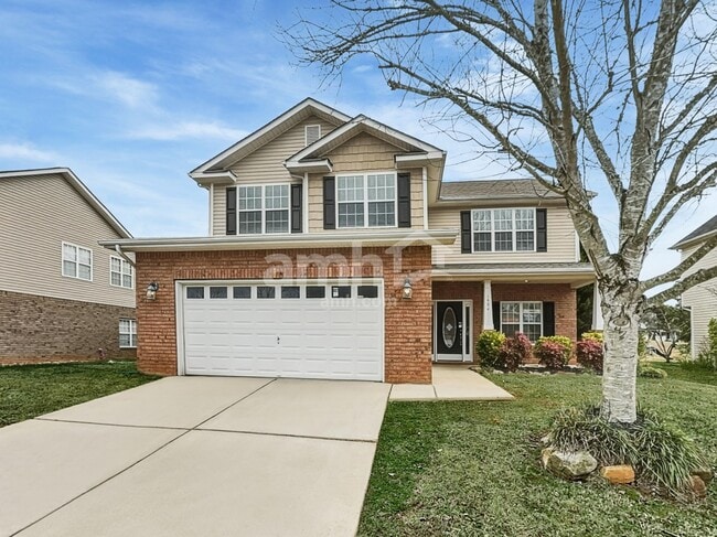 Building Photo - 1684 Woods Ln