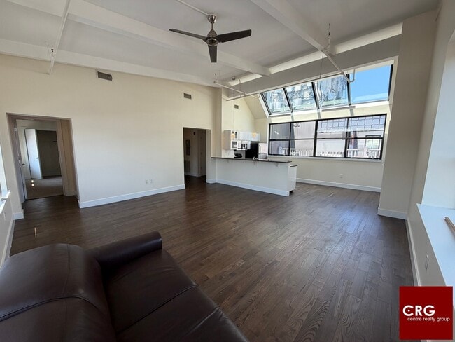 Building Photo - 1126-1127 Boylston St. Unit U701