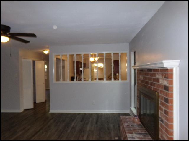 Building Photo - 8 Woodlore Cir