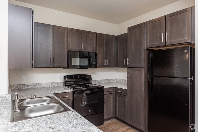 1HAB, 1BA - 704 ft² - Renaissance Garden Walk - Must be Age 62+