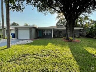 Building Photo - 1625 Madrid Dr