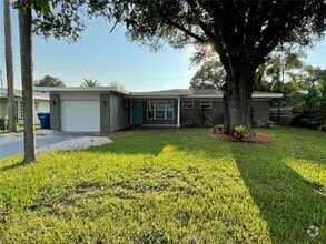 Building Photo - 1625 Madrid Dr