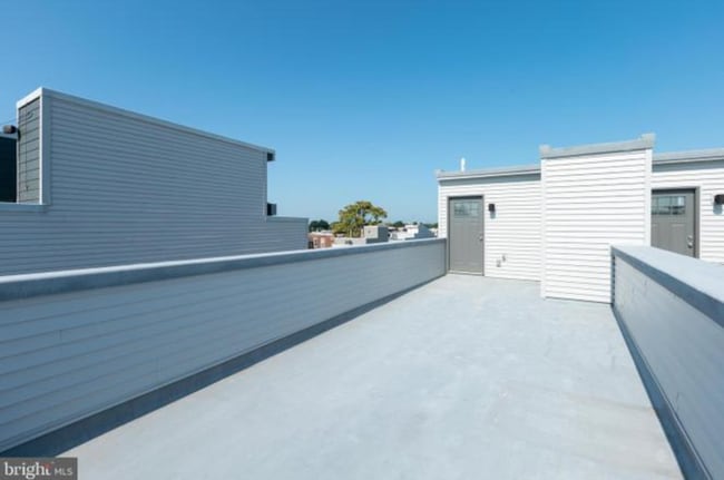 Building Photo - 1208 N Etting St