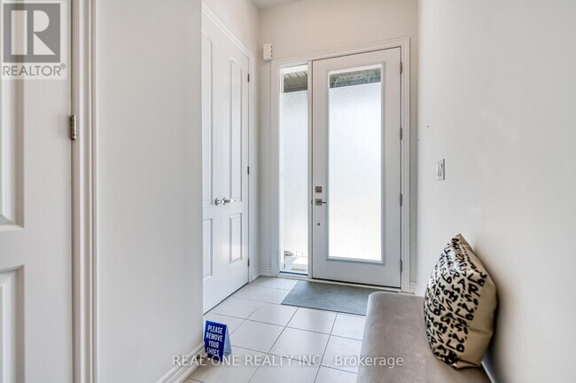 Photo du bâtiment - 6 Brofarm Ln