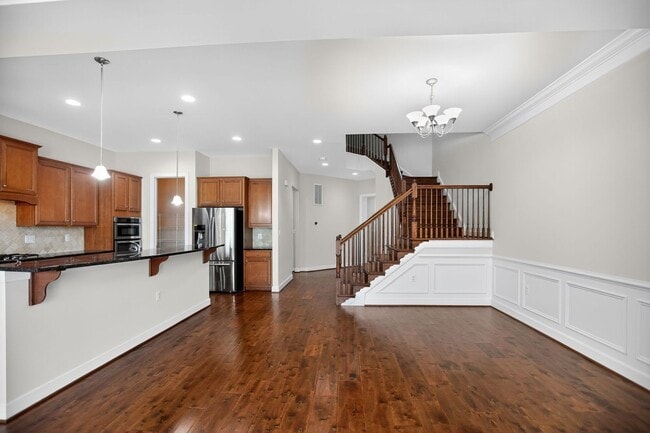 Building Photo - Stunning 3BR Townhome in Ashburn