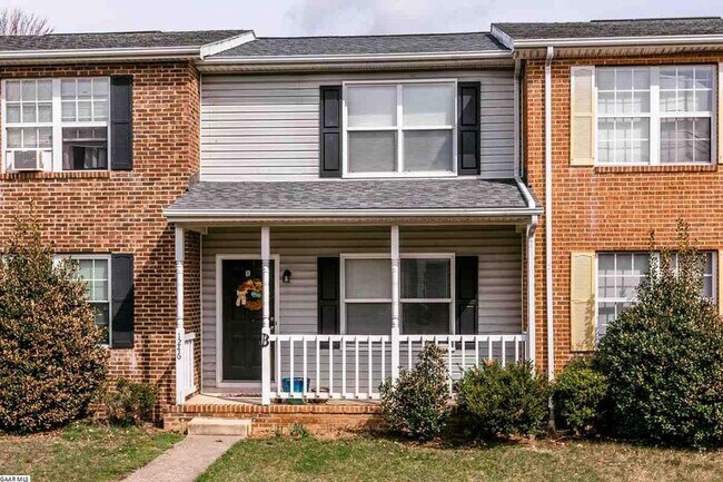 Foto del edificio - 1246 Goldfinch Dr