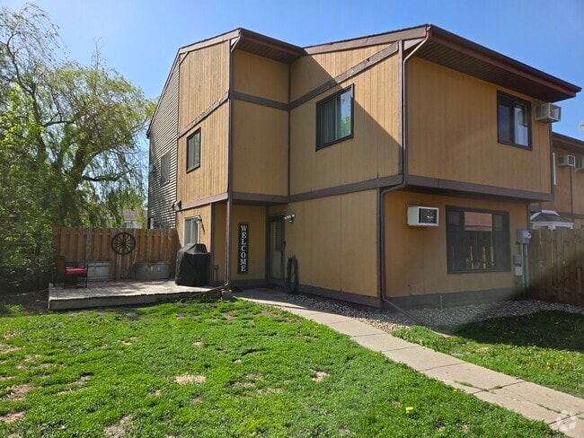 Building Photo - 3071 22nd St S