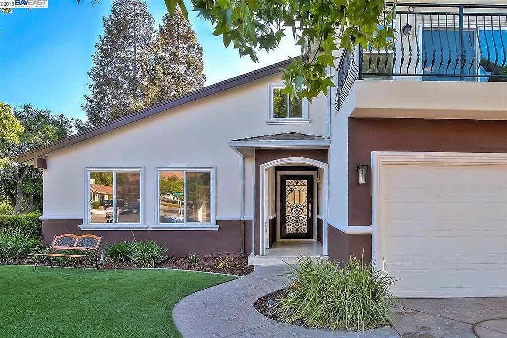 Primary Photo - 47899 Maya St