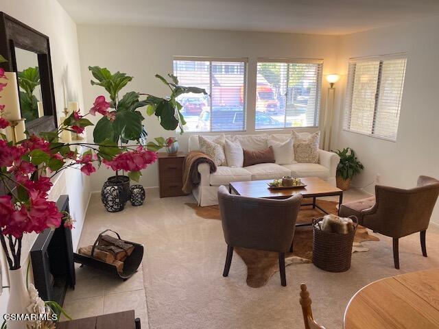 Foto del edificio - 4108 Lake Harbor Ln