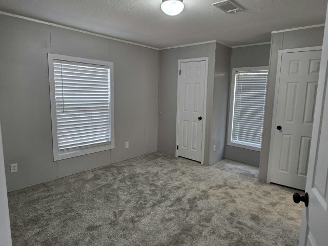 Foto del edificio - 10826 Bryan Rd