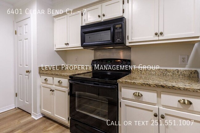 Foto del edificio - 6401 Cedar Bend Ct