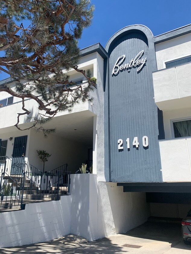 Primary Photo - 2140 S Bentley Ave