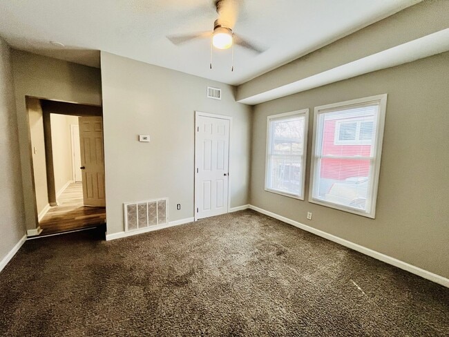 Foto del edificio - 115 N 46th St