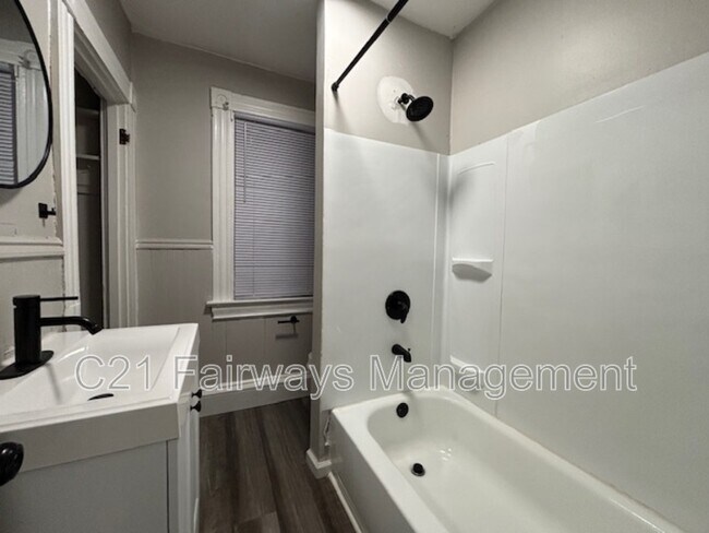 Foto del edificio - 370 3rd St