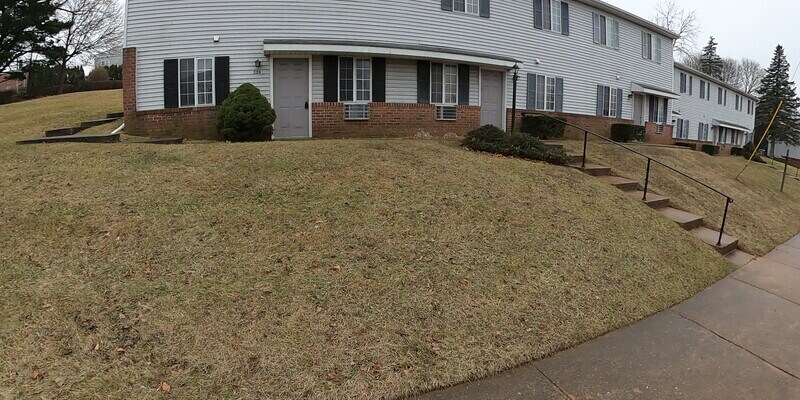 Foto principal - Maple Street East Apartments