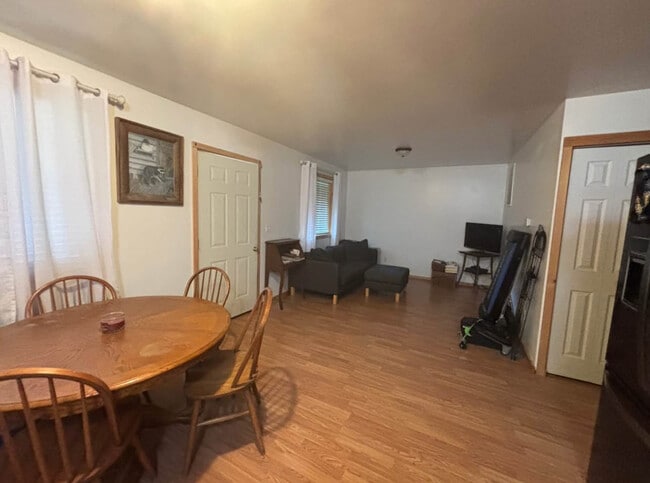 Building Photo - 253 Gray Fox Dr