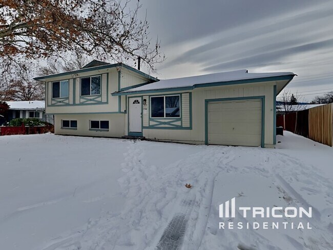 Building Photo - 3235 Everett Drive Reno NV